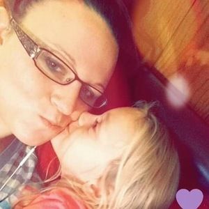 Meet your Posher, Kira